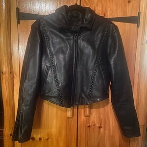 Elegant Black Leather Women's Jacket